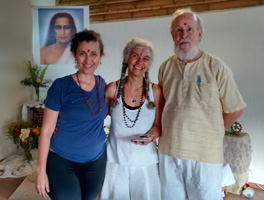 El 16 de noviembre de 2015 Annapurna Ma (Marcia Micheli) de Brasil fue introducida en la Orden de Acharyas del Kriya Yoga de Babaji, en una ceremonia a la que asistieron 42 iniciados, en Cunha, Brasil.