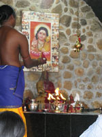 Pèlerinage à Babaji Ashram, Katargama, Sri Lanka 2014 - 3 (cliquez pour agrandir)