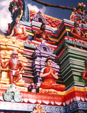 Gopuram-with-5-siddhas
